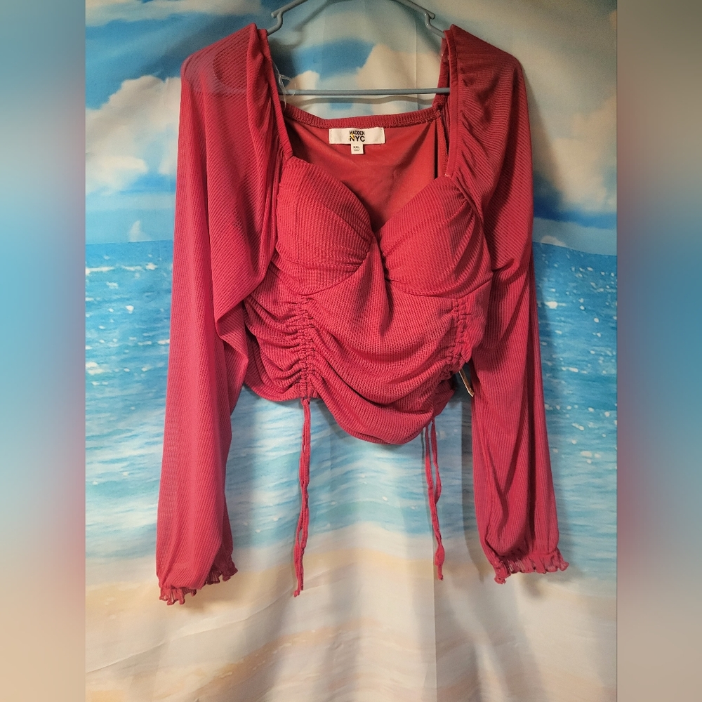 Madden NYC NWT Size XXL 19 Ruched front Top cranberry color